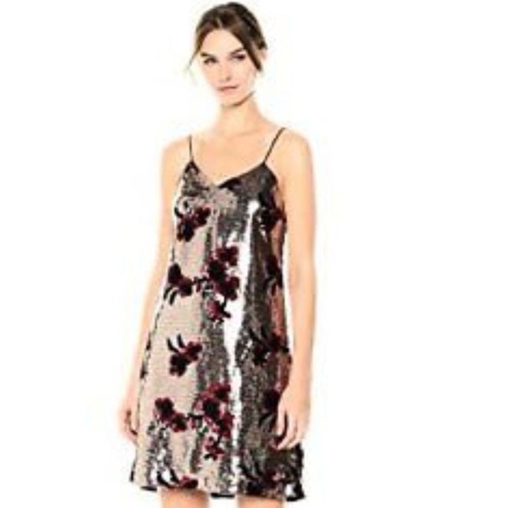 Sam Edelman sleeveless gold sequin floral mini shift dress